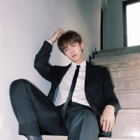 刘昊然的丝袜照（AI换脸）