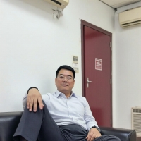 AI绘画真人穿锦纶丝袜