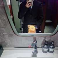 正装皮鞋配裤袜