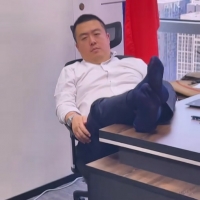 @爱拍照的富贵老板 夏天怎么都穿一些奇奇怪怪的 抖音